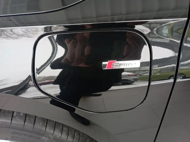 Audi A3 45 TFSI Hybride S-Line Sedan