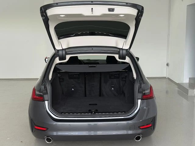 BMW 320 320d Touring xDrive