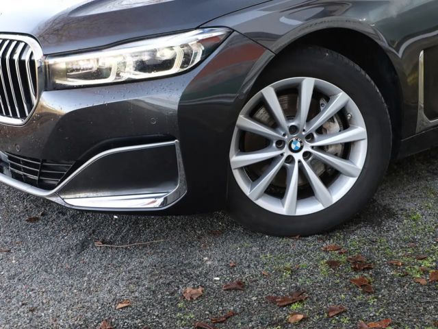 BMW 730 730d Sedan