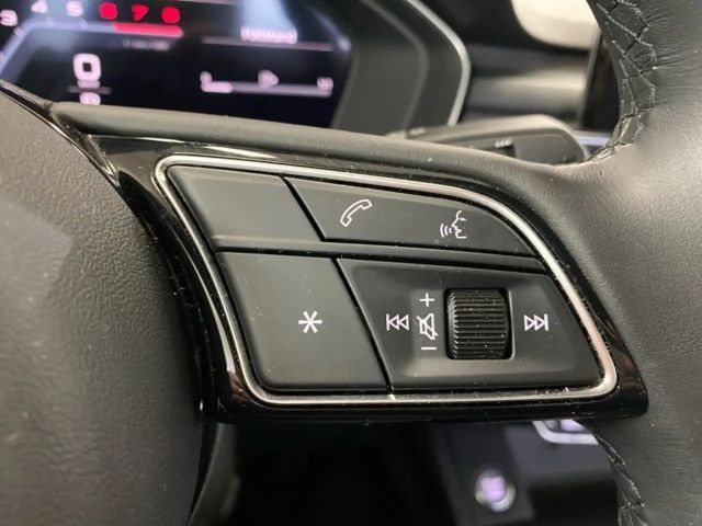 Audi A4 40 TFSI S-Line S-Tronic Sedan