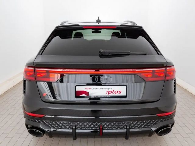 Audi RS Q8 Performance