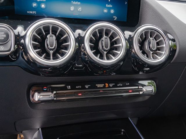 Mercedes-Benz GLA 220 4MATIC GLA 220 d