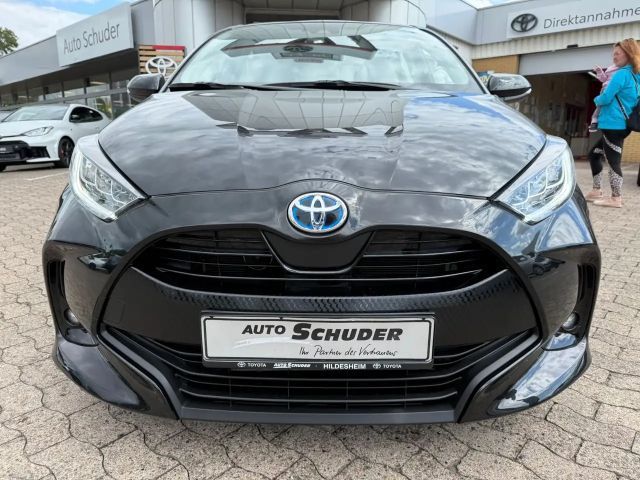 Toyota Yaris Hatchback Hybride Team D