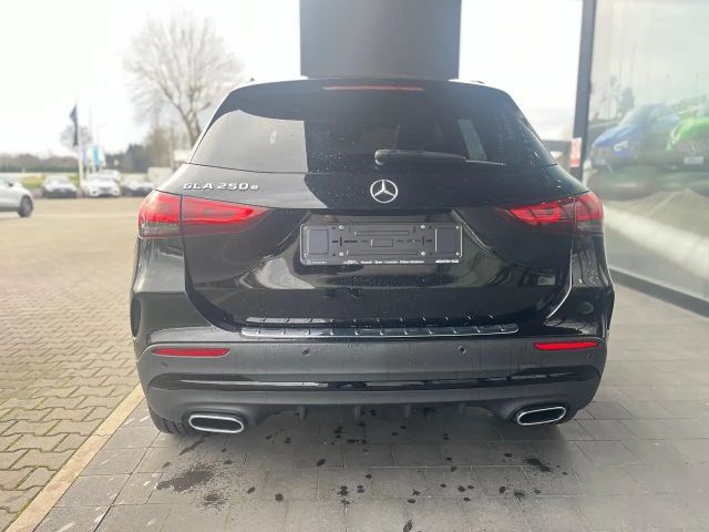 Mercedes-Benz GLA 250 AMG Line