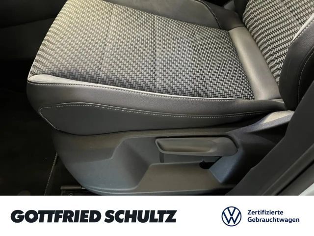 Volkswagen T-Roc 1.5 TSI DSG Sport