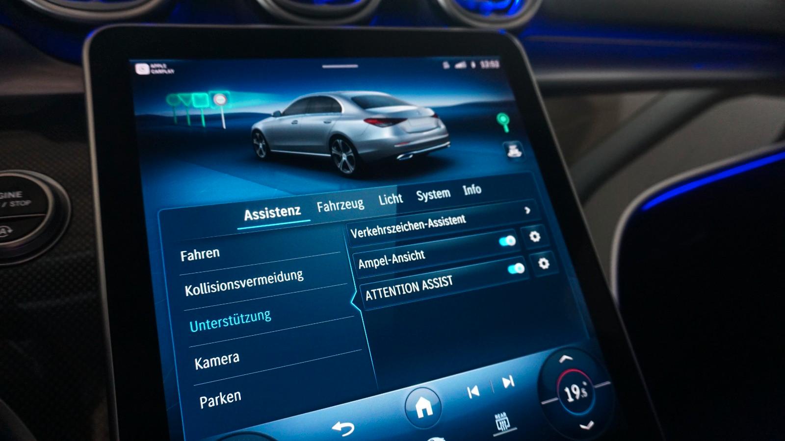 Mercedes-Benz C 300 4MATIC Sedan