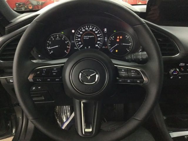 Mazda 3 SkyActiv Takumi e-Skyactiv