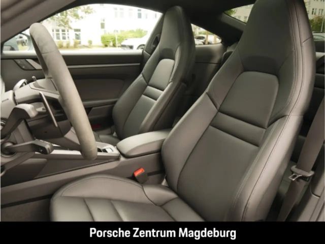 Porsche 992 Carrera Coupé