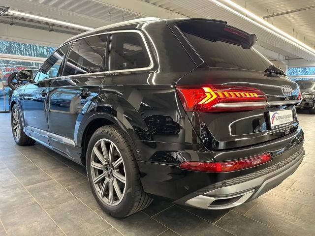 Audi Q7 45 TDI Quattro S-Line
