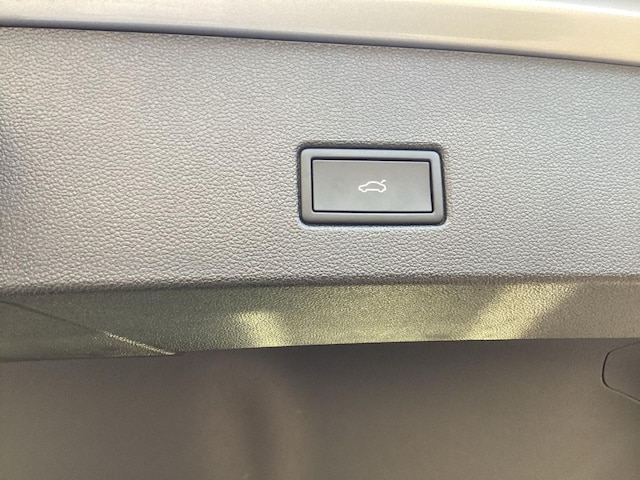 Volkswagen T-Roc 2.0 TSI DSG R-Line