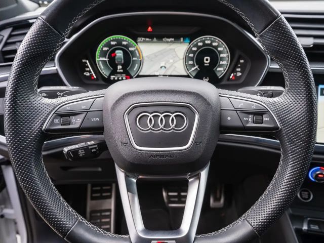 Audi Q3 45 TFSI S-Line