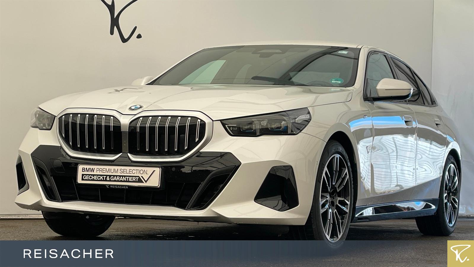 BMW 520 520i M-Sport Sedan