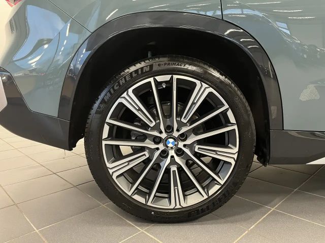 BMW X1 xDrive23d xLine HUD PANO ACC AHK 360°KAM RFK