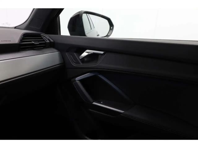 Audi Q3 35 TDI S-Line