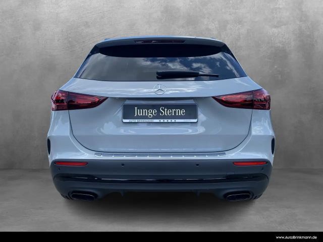 Mercedes-Benz GLA 180 AMG Line