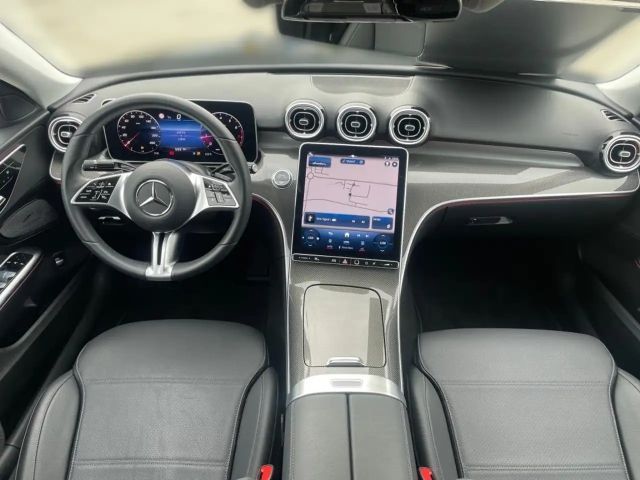 Mercedes-Benz C 200 4MATIC AVANTGARDE Sedan