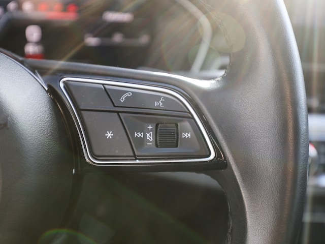 Audi A4 40 TFSI Avant S-Tronic