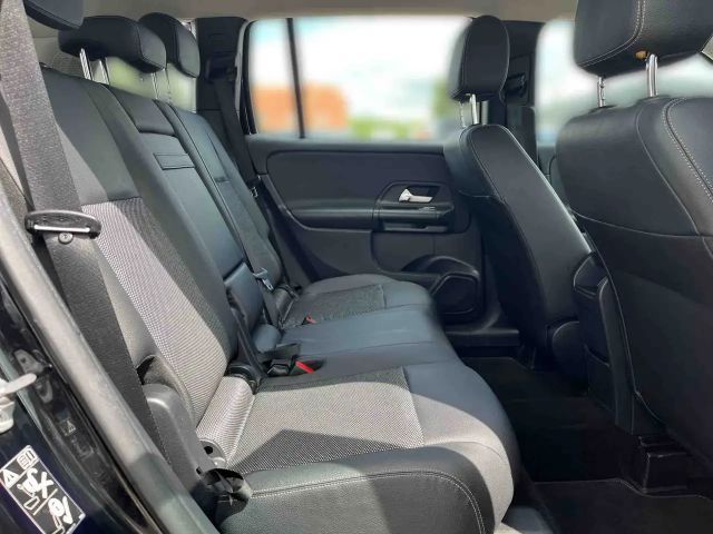 Mercedes-Benz GLB 200 4MATIC GLB 200 d