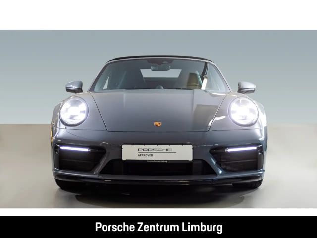 Porsche 992 Cabrio Carrera