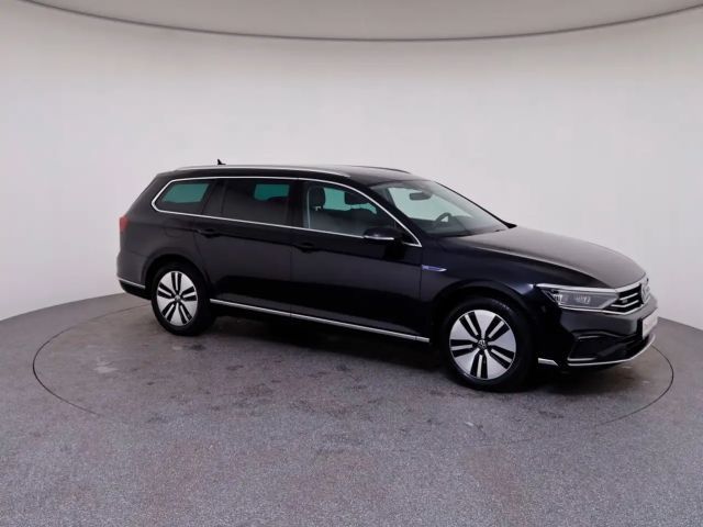 Volkswagen Passat GTE Variant