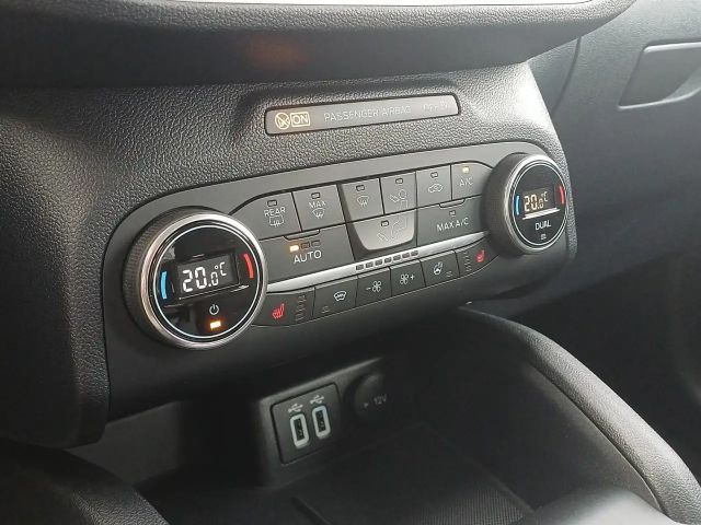 Ford Kuga Cool & Connect