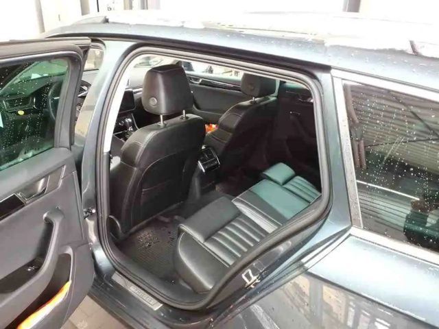 Skoda Superb 2.0 TDI Combi