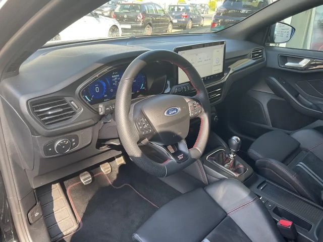 Ford Focus EcoBoost ST Line Wagon