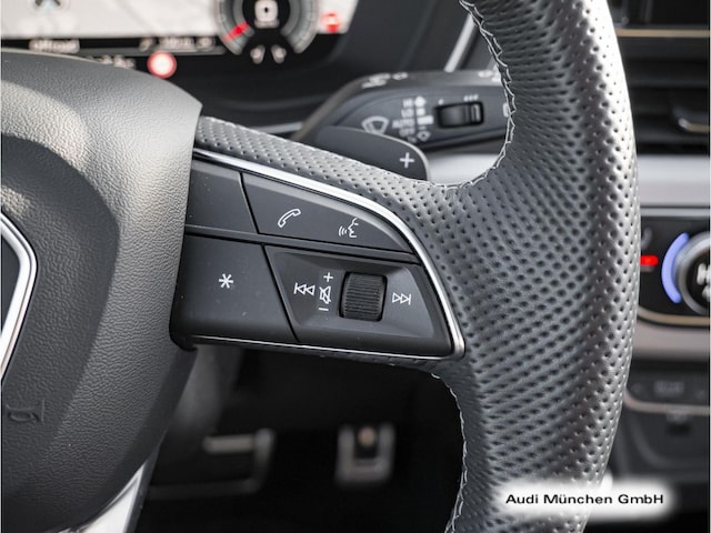 Audi A4 40 TFSI Avant S-Line S-Tronic