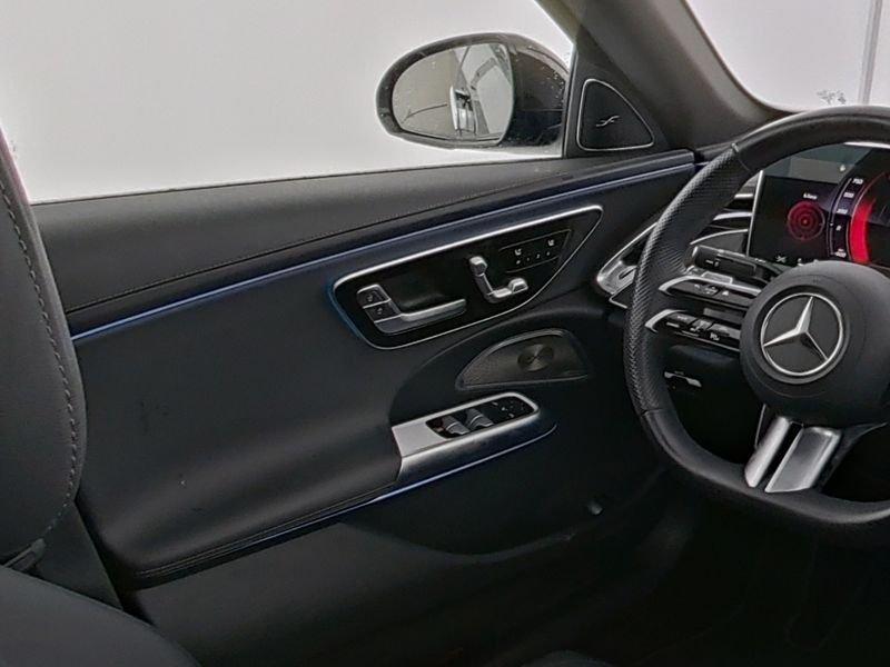 Mercedes-Benz E 300 AMG Line E 300 de Sedan