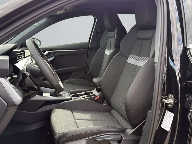 Audi A3 30 TDI Sedan