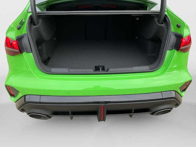 Audi RS3 Quattro S-Tronic Sedan