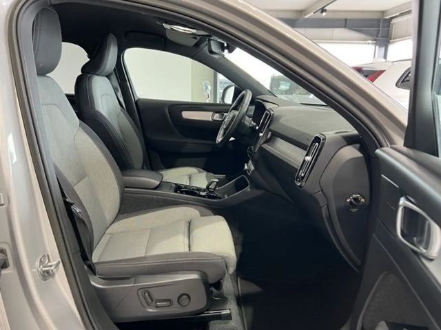 Volvo XC40 Dark Plus