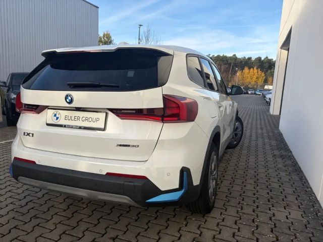 BMW iX1 xDrive