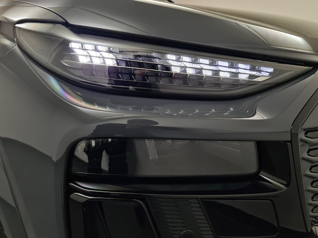 Audi Q6 e-tron Quattro