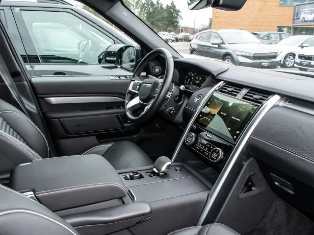 Land Rover Discovery D300 Dynamic HSE