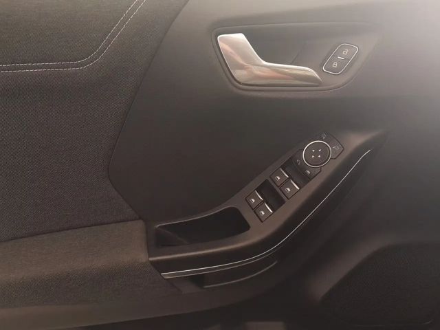 Ford Puma EcoBoost Titanium