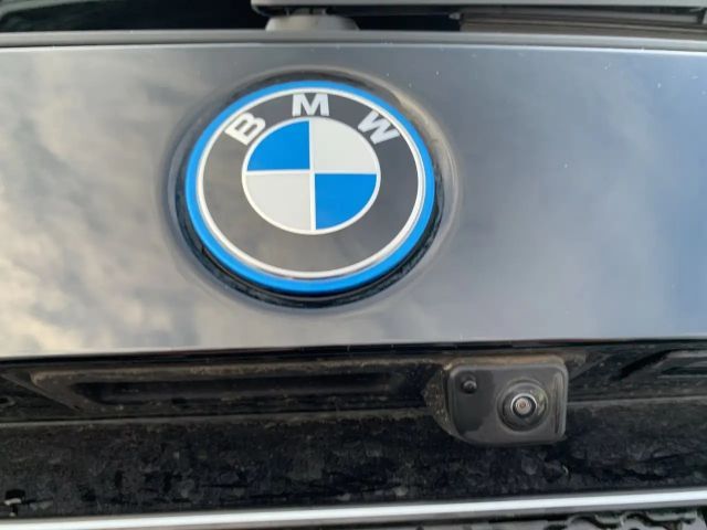 BMW iX1 xDrive30