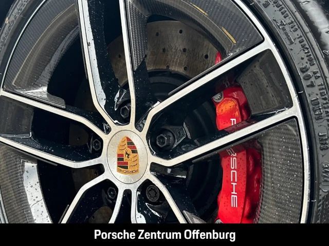 Porsche 992 4 Carrera Coupé GTS