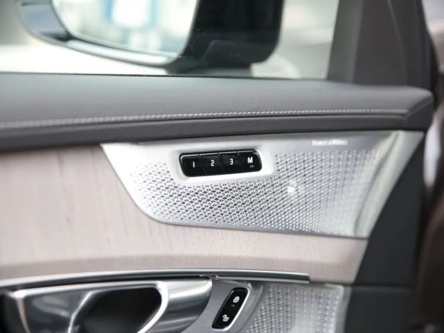 Volvo XC90 AWD Dark T8 Ultra