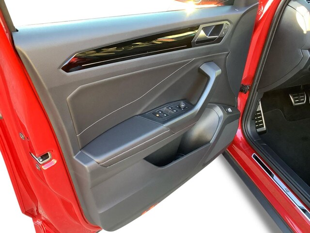 Volkswagen T-Roc 2.0 TSI DSG R-Line