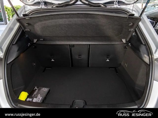 Mercedes-Benz A 220 4MATIC AMG Line