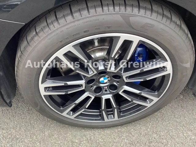 BMW 520 520d M-Sport Sedan xDrive
