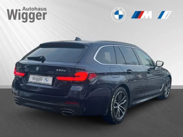 BMW 530 530e M-Sport Touring xDrive