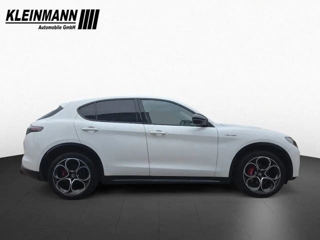 Alfa Romeo Stelvio AT8 Q4 Veloce