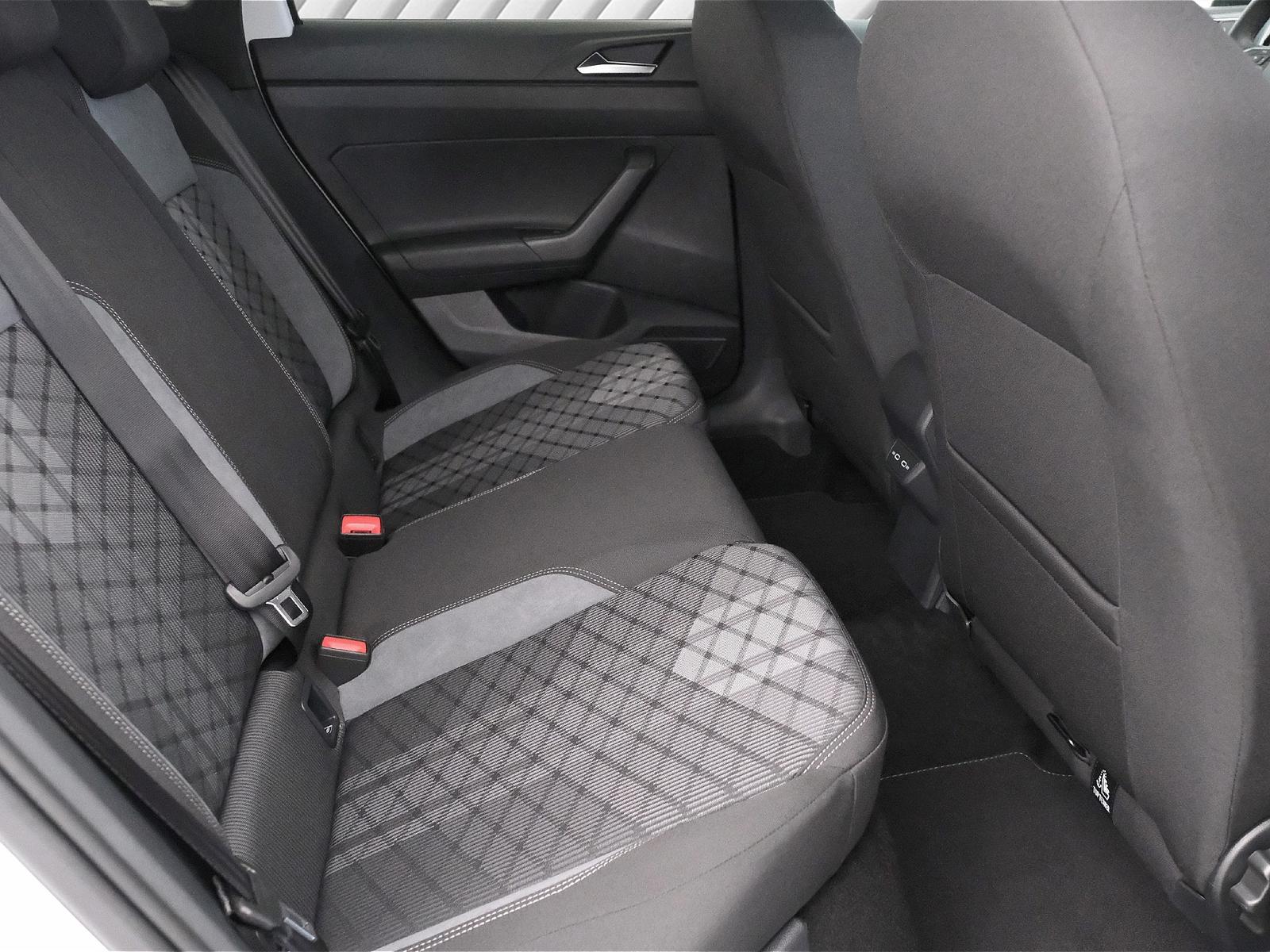 Volkswagen Taigo 1.0 TSI DSG R-Line