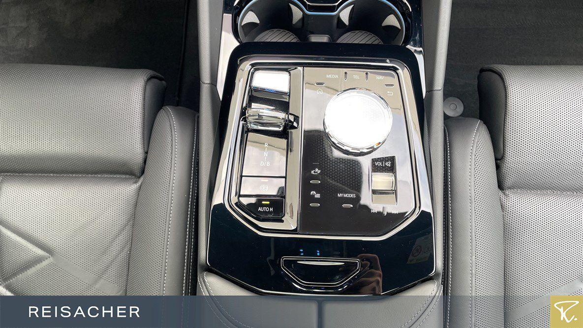 BMW i5 M60 Sedan xDrive