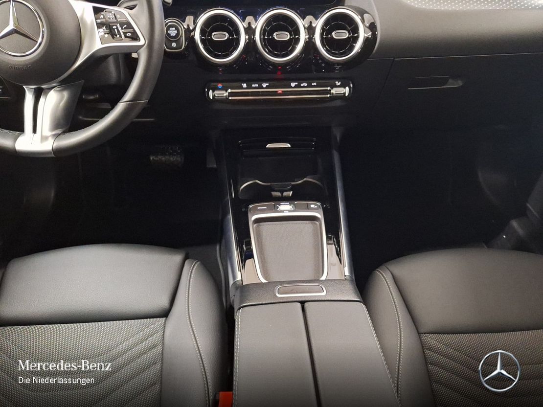 Mercedes-Benz GLA 180 Progressive