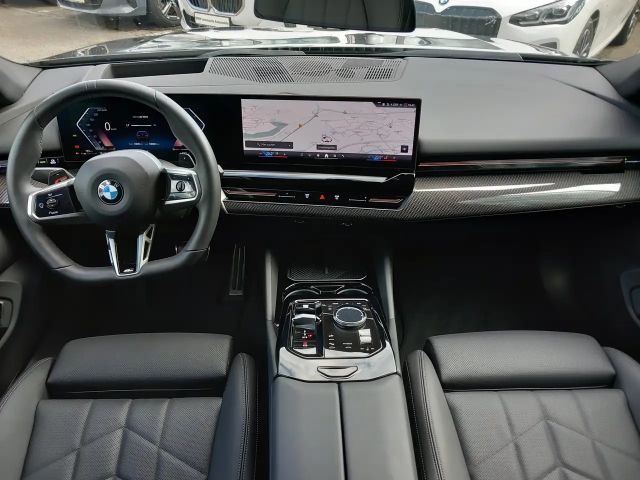 BMW 520 520d M-Sport Touring xDrive