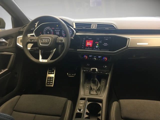 Audi Q3 35 TFSI S-Line