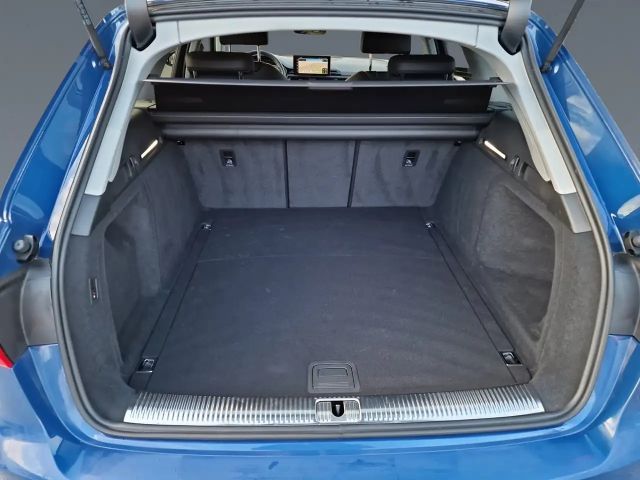 Audi A4 35 TDI Avant S-Line